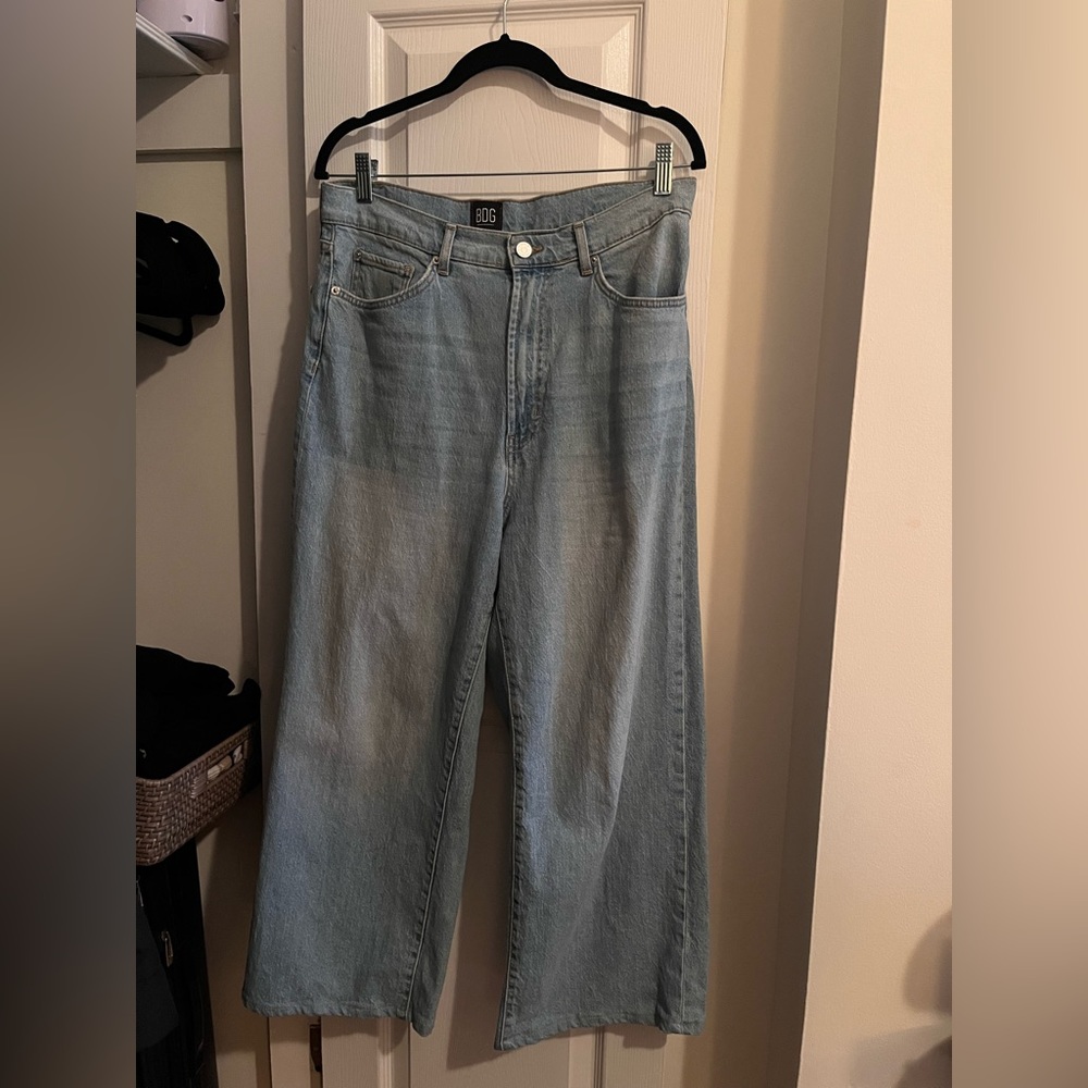 BDG Wide Leg Petite Jeans